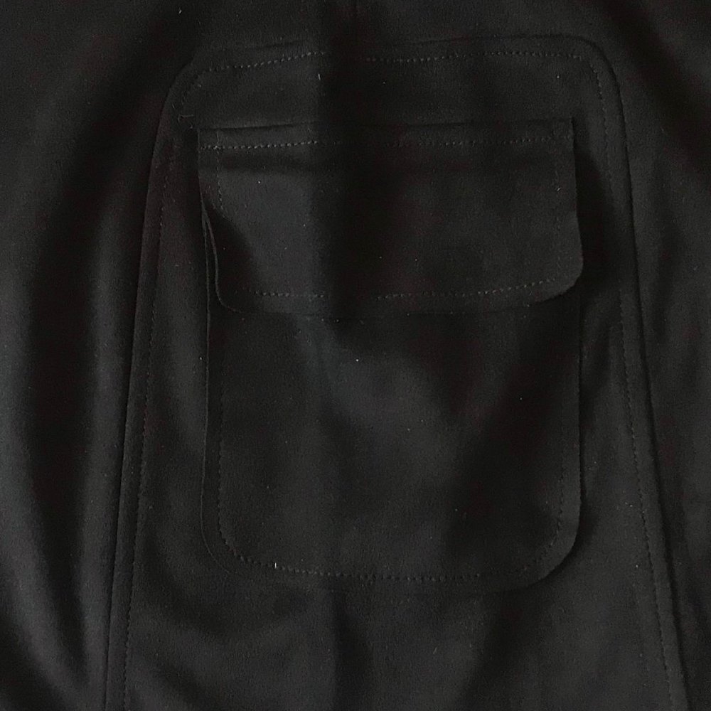 Black suede cargo skirt w/ pocket by John + Jenn. New w/ tags. Size S/P - Picture 3 of 4